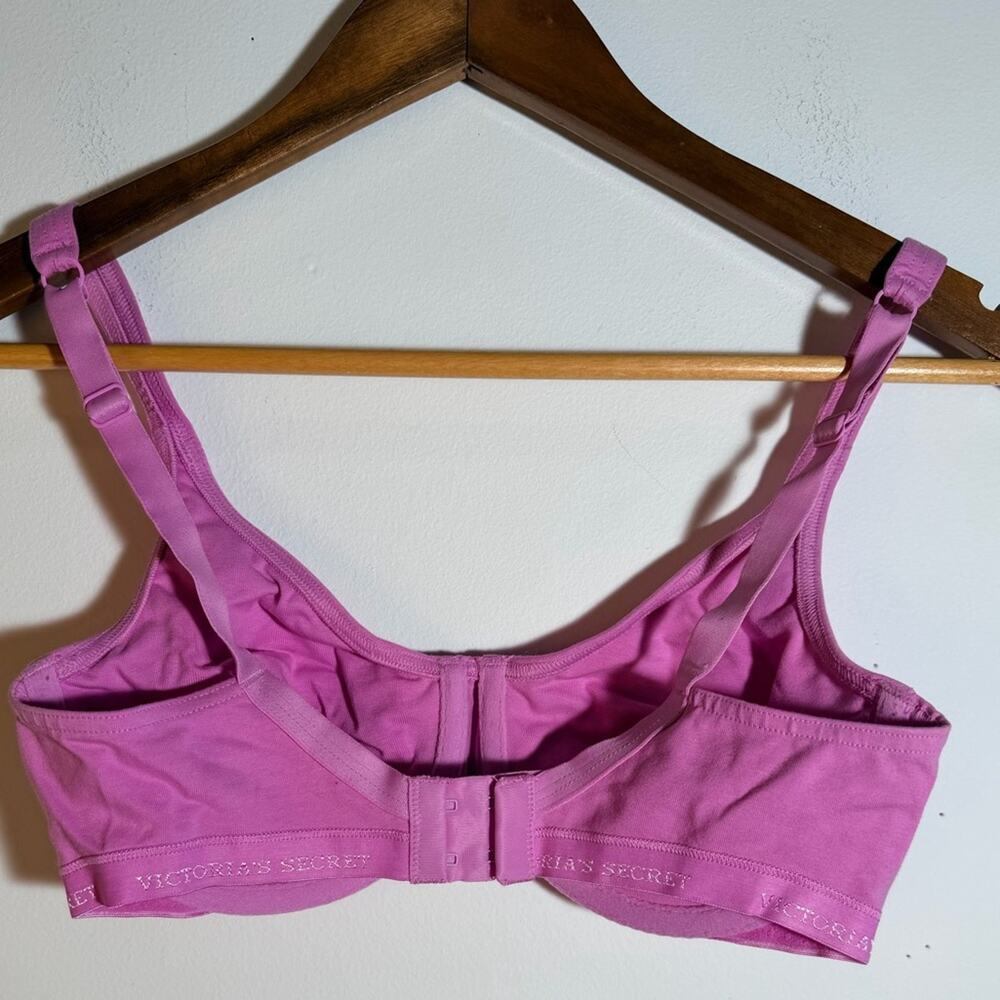 Victoria’s Secret Women's Pink Underwire Bra - Picture 4 of 5